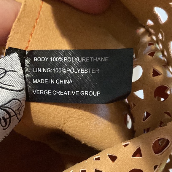 EUC Saks Fifth Avenue bag - Picture 4 of 4